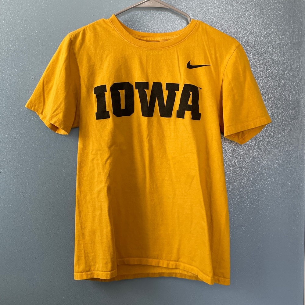 Iowa tee